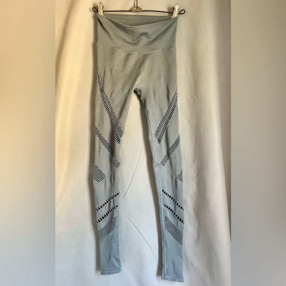 Alo Yoga High Waist Seamless Leggings Mesh Cutout Ribbed Size S Athleisure